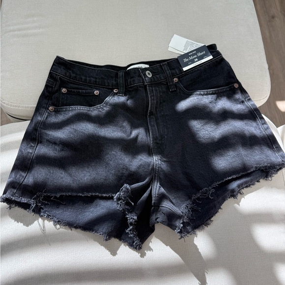 abercrombie & fitch curve love high rise mom shorts in black destroy - Picture 1 of 9
